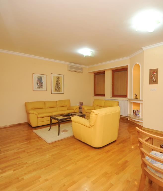 Exclusive Central Apartments Skopje Eksteriør bilde